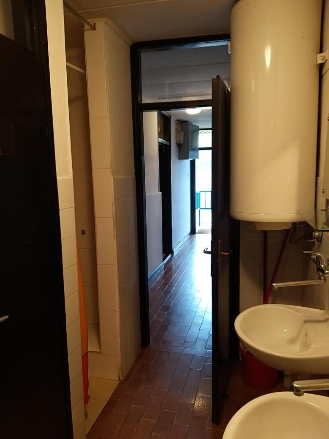 Hi Hostel Пула Экстерьер фото